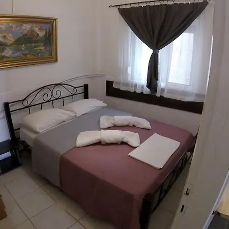 Kontinos Neos Marmaras