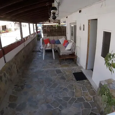 Kontinos Apartment