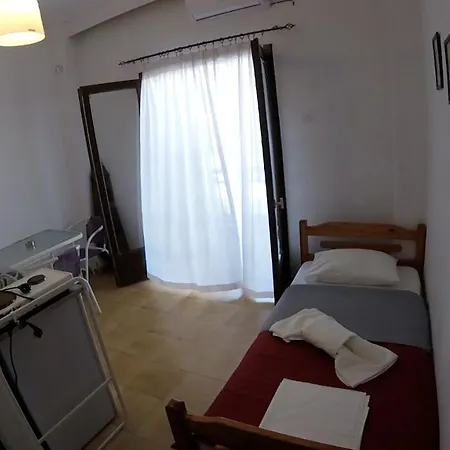 Kontinos